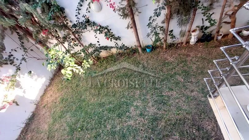 Appartamento di Lusso S+3 a Jardins de Carthage: Un'Oasi di Pace e Comfort