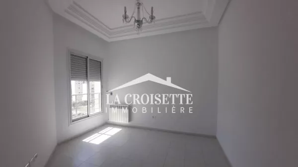 Spacious S+3 Apartment in Jardins de Carthage - Your New Haven of Peace!