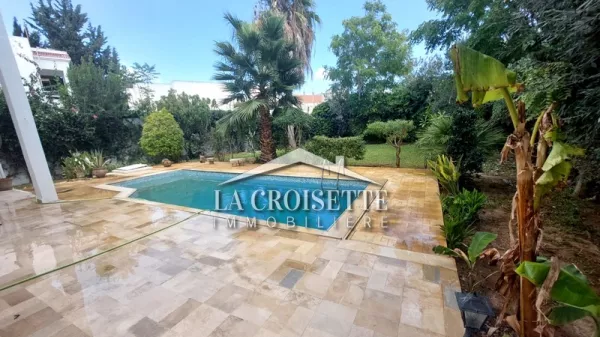 Luxury Villa S+6 with Pool in La Marsa, Tunis