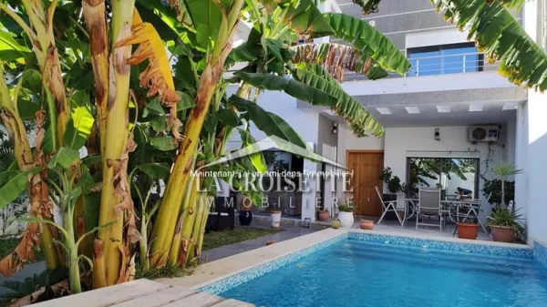 Luxury Villa with Pool in Gammarth