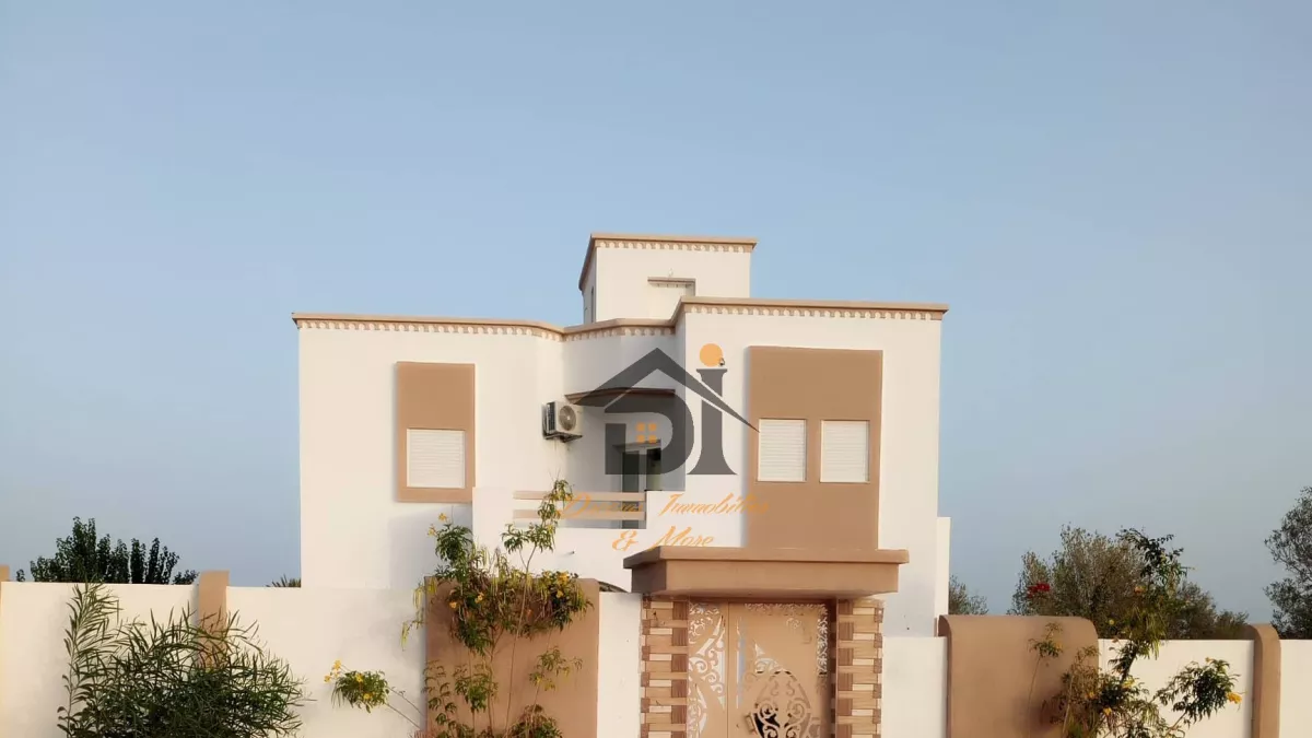 Villa da Sogno a Djerba, un'Opportunità Unica!