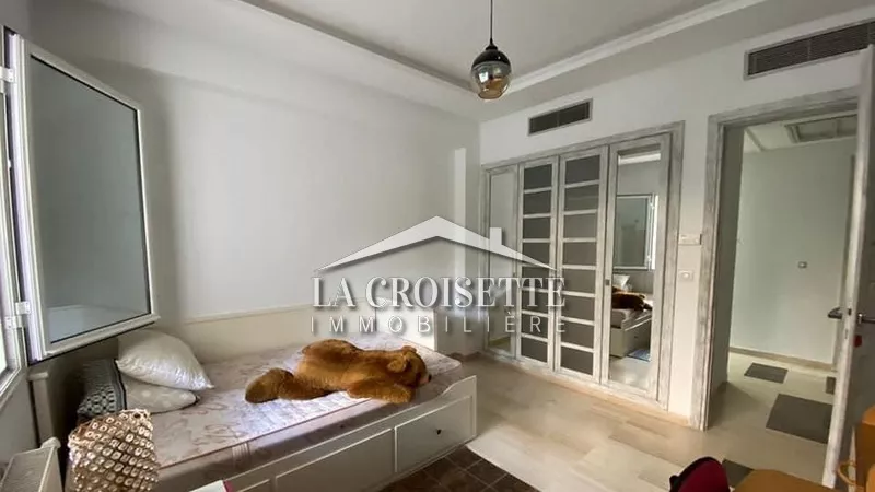 Möblierte S+3 Wohnung in La Marsa: Ein Refugium der Komfort und Stil