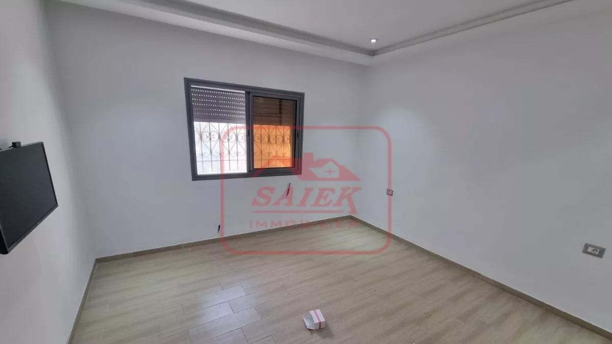 Villa al Piano Terra ad Ain Mariem, Bizerte: Il Tuo Nuovo Rifugio di Pace!