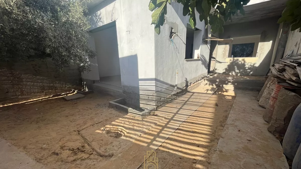 Luxus-Villa S+4 in Hammamet Nord: Ein Traum in Reichweite