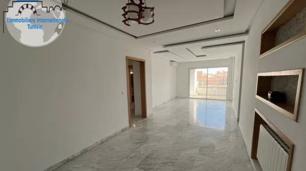 شقة S+2 غير مفروشة في صहलول