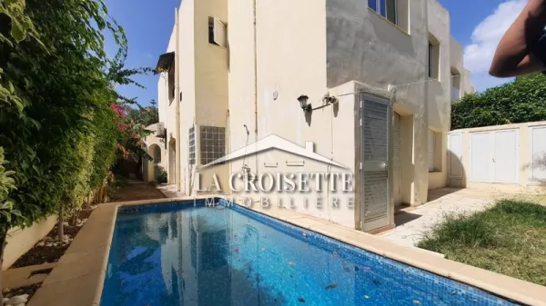 Exceptional Duplex with Pool in La Marsa