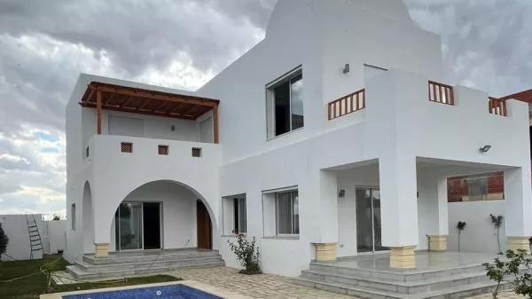 Luxury Duplex Villa with Pool in Hammamet Sud