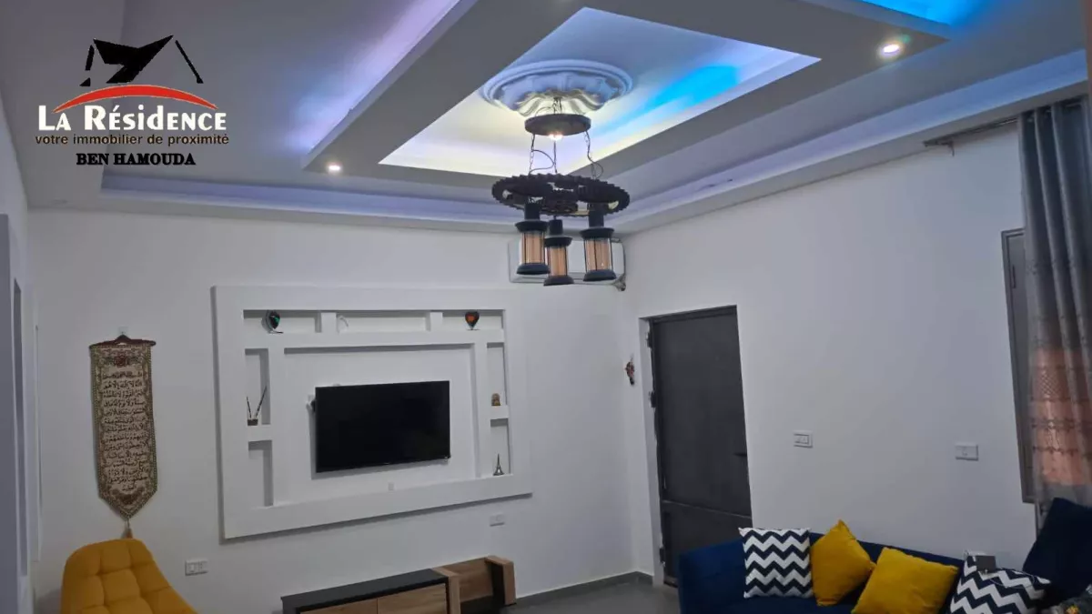 Unabhängiges Haus mit Garage in Menzel Jemil, Bizerte - 270.000 TND