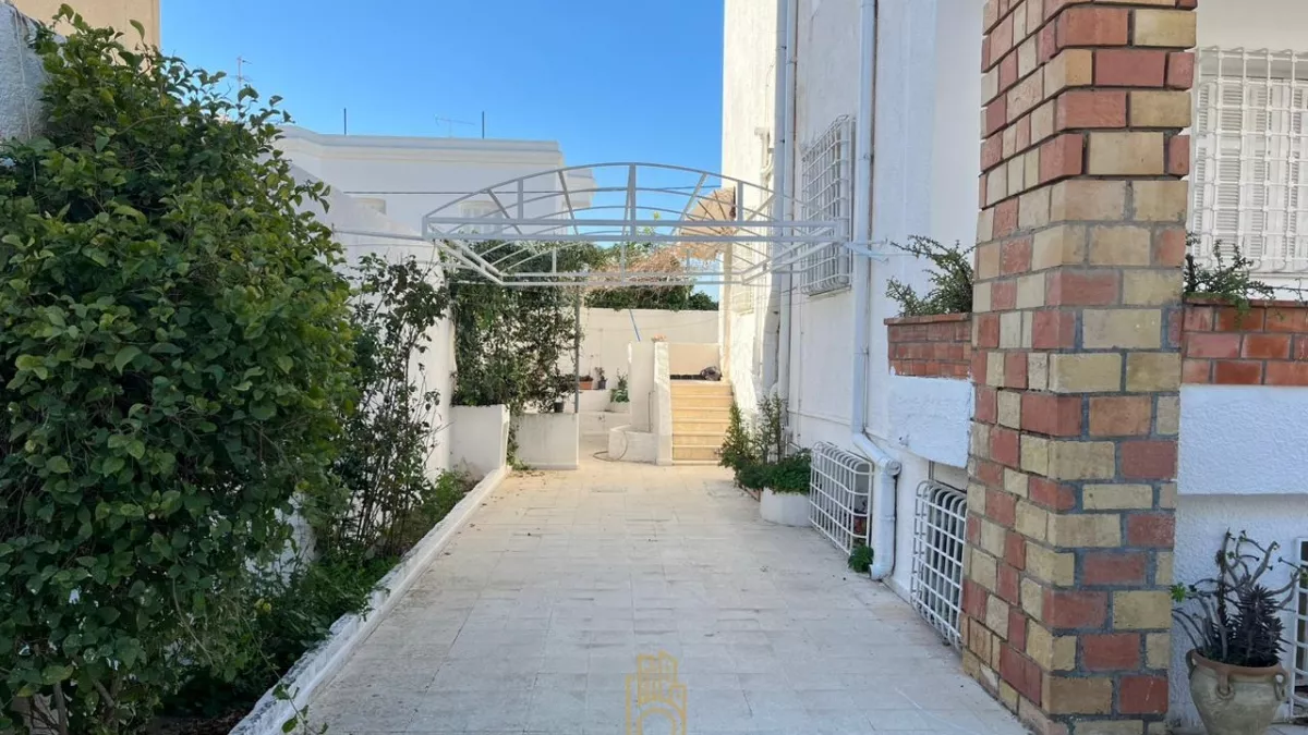 فيلا فاخرة S+5 مع قبو في سيتي النعيم (مورا)، نابل - جنة بين يديك