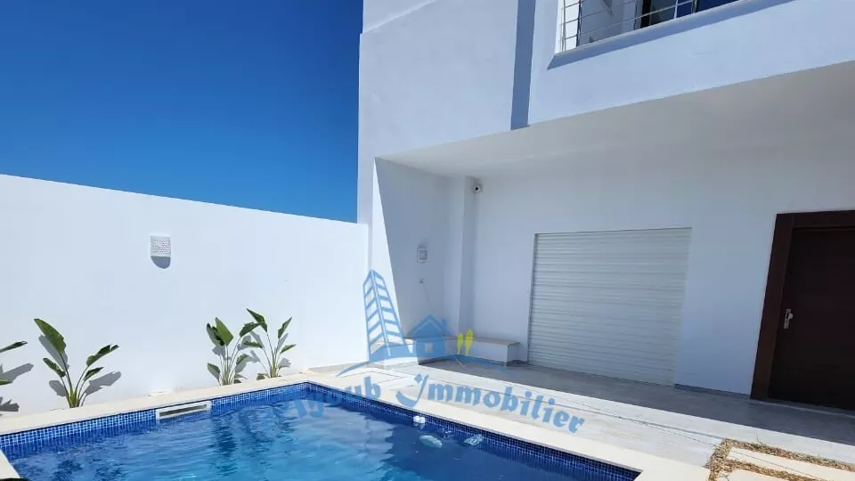 فيلا ليندا: ملاذ فاخر في حمانة