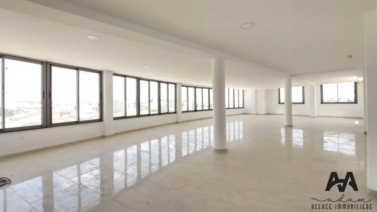 Office for Rent in Nabeul: 160m² Open Space