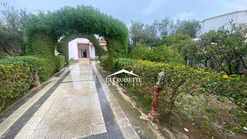 Luxury Villa S+6 in La Marsa, Tunis: A Haven of Peace and Elegance