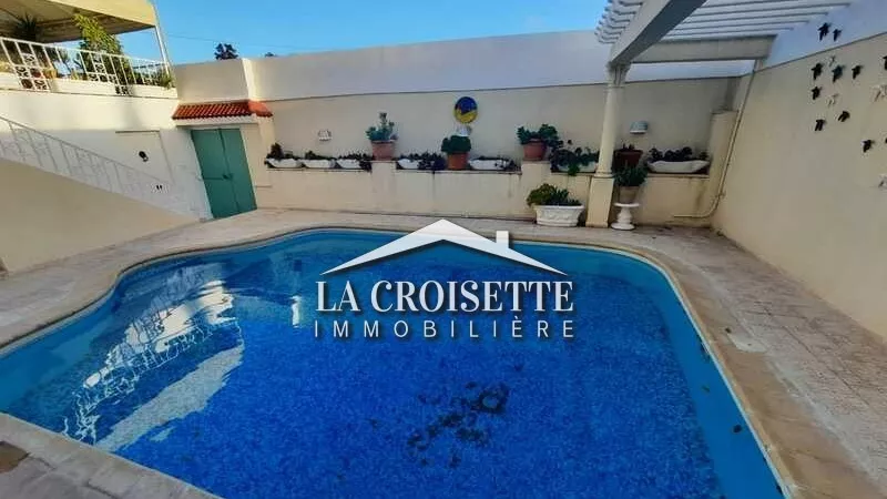 Ground Floor Villa Apartment S+4 in La Marsa