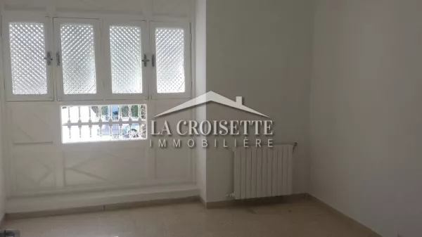 Luxury Ground-Floor Villa S+4 for Rent in La Marsa