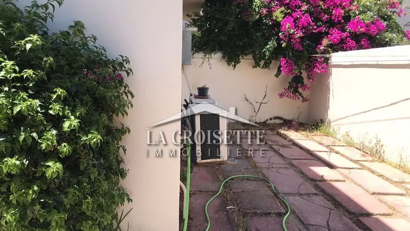 ملاذ رائع في المرسى، تونس: دوبلكس فاخر S+4 مع حديقة