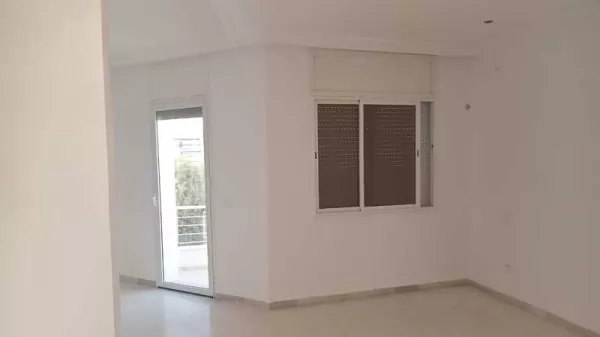 Elegant S+3 Floor Villa in La Marsa