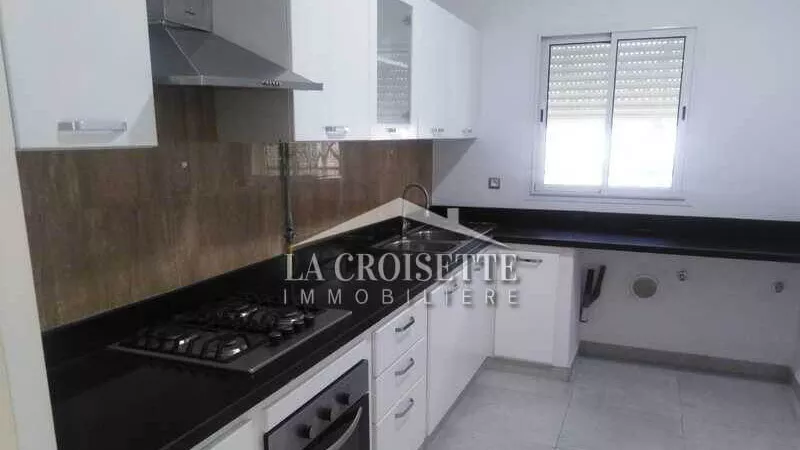 شقة واسعة على الأرضية الأرضية مع حديقة في عين زغوان الشمال