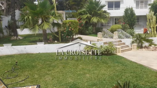 Furnished S+3 Villa with Pool in Gammarth