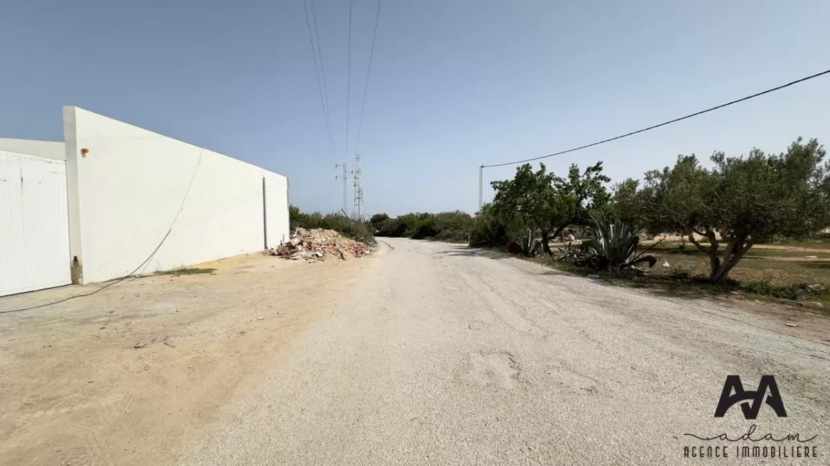 Terreno Agricolo di 2000m² con Acqua e Elettricità a Béni Khiar, Nabeul