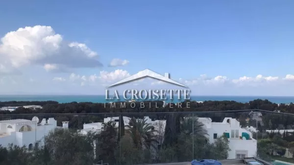 Luxury Triplex Apartment in Gammarth