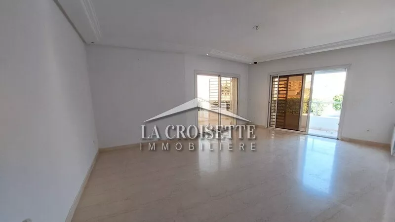 شقة فاخرة في الطابق الأرضي للتأجير في ليس جاردين دي كارثاج: جنة الفخامة