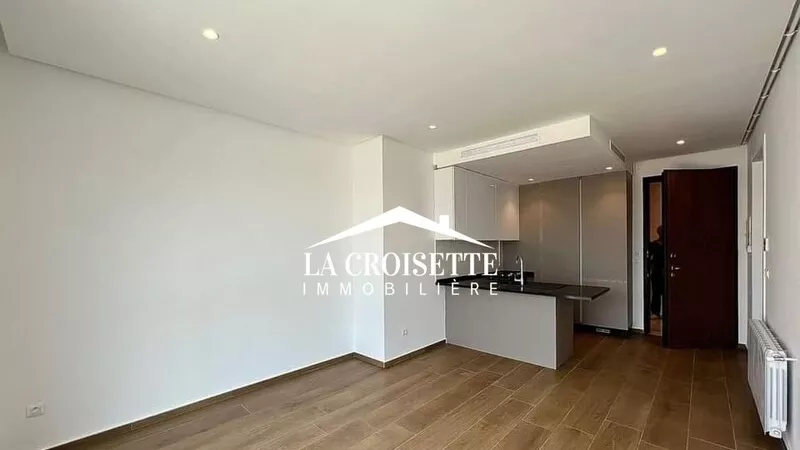 شقة فاخرة S+1 في جاردين دي كARTHAGE: ملاذ من الراحة والأمان