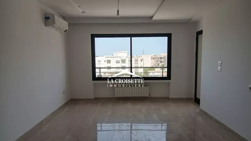 Luxuswohnung S+3 in La Soukra: Ein Refugium der Eleganz und des Komforts