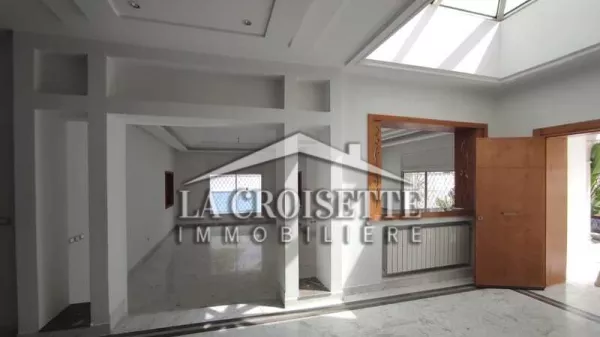 Luxury Villa for Rent in Berges du Lac 2