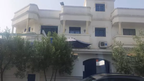 Villa con Vista Mare e Piscina a Nabeul: Un Sogno di Vacanza che ti Aspetta