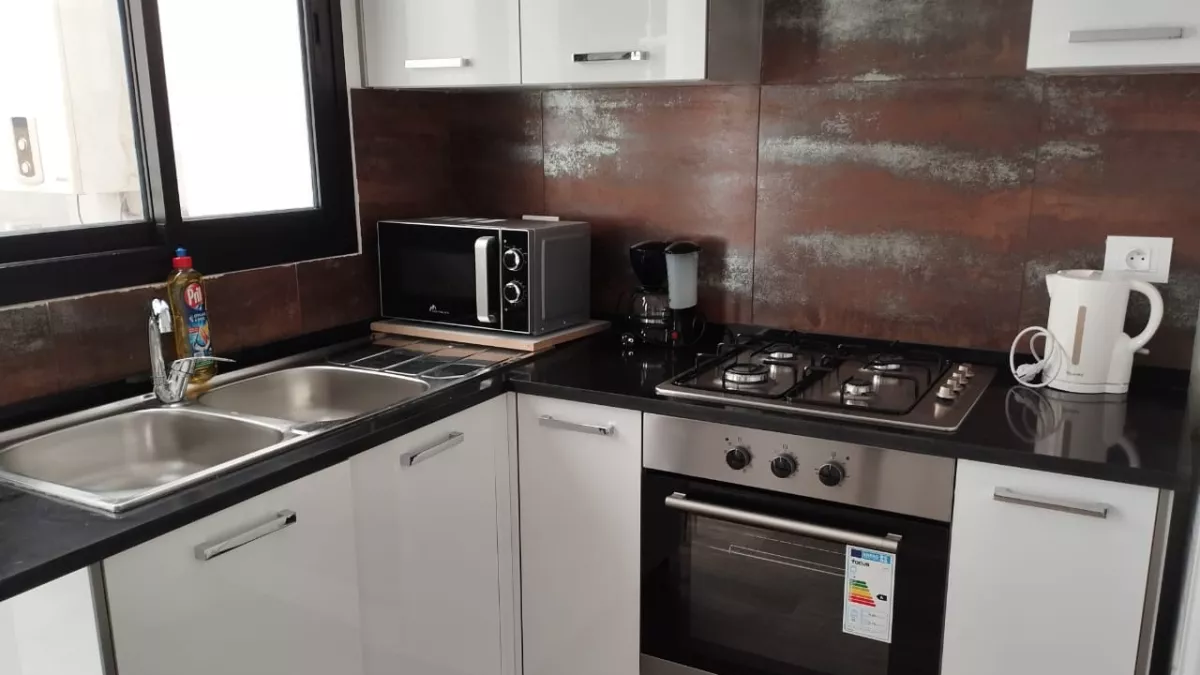 شقة فاخرة S+2 للايجار في لا مارسا: ملاذك الجديد للسلام