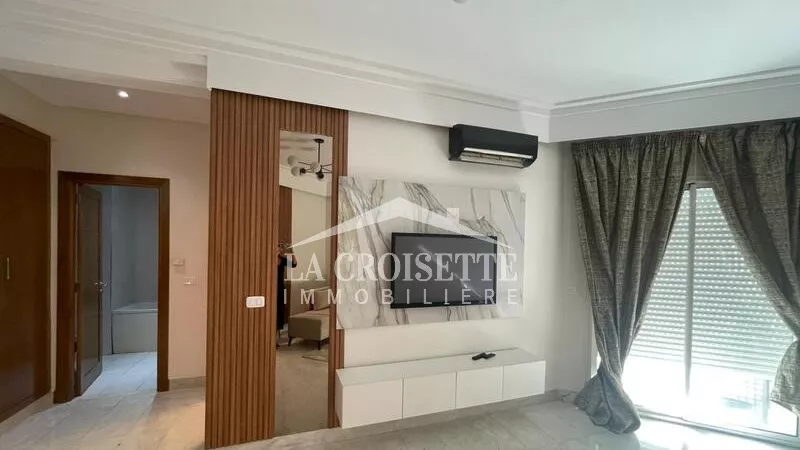 Luxuriöse Möblierte S+1 Wohnung in Berges du Lac 2, Tunis