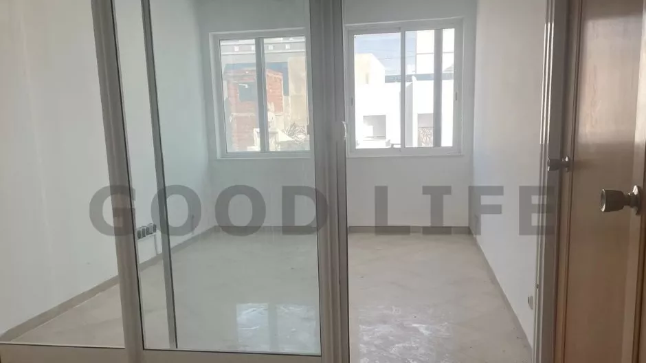 Bürofläche zur Miete in Cité El Khadra, Tunis