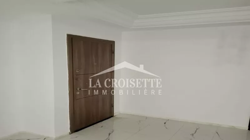 شقة س+2 فاخرة في لا مرسى: بيت 梦ك ينتظرك!