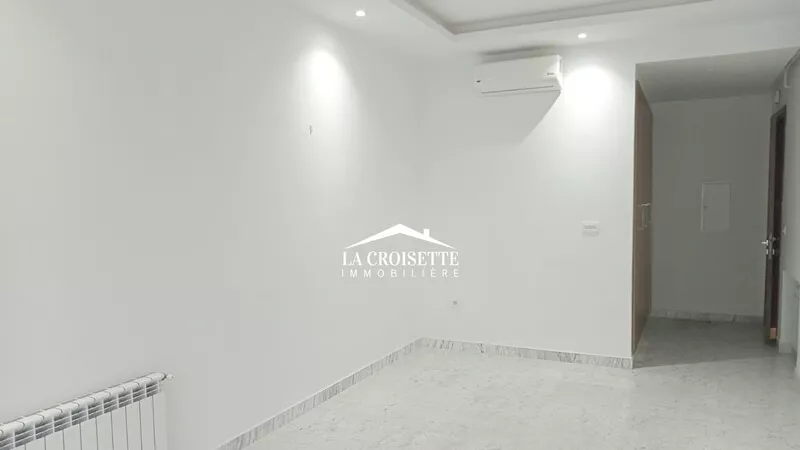 شقة س+1 مريحة للإيجار في قرطاج