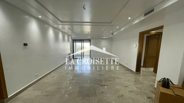 Luxury Apartment S+4 with Terrace in Jardins de Carthage, Tunis