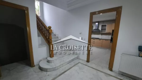 Luxury Triplex for Rent in Lac 2, Tunis - ZTRL0048