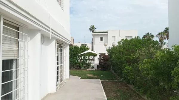 Luxury Villa for Rent in Berges du Lac 2, Tunis