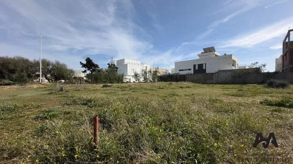 Residential Plot of 405m² in Jinen Beni Khiar