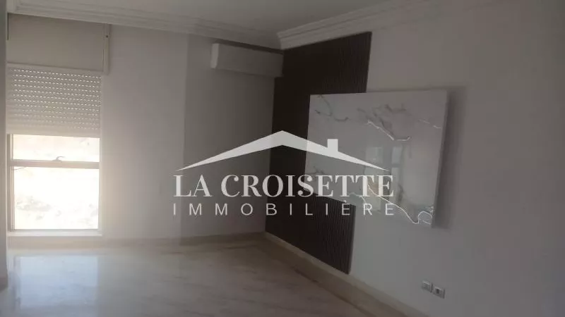 شقة واسعة من نوع S+3 في قلب تونس - المرجع: ZAL1383