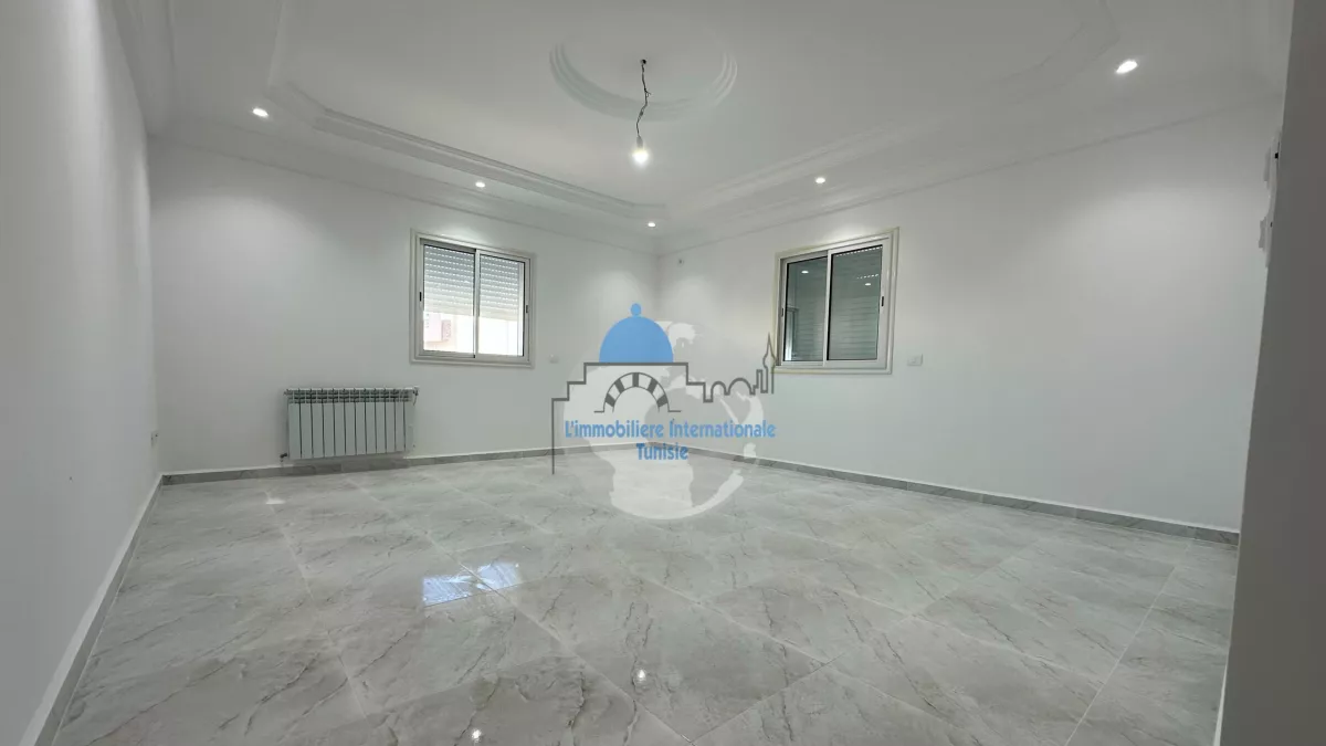 Spacious S3 Apartment in Sahloul, Sousse - Annual Rent of 14,400 TND