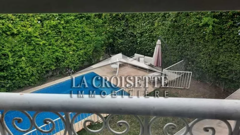 فيلا فاخرة مع مسبح للإيجار في المرسى – كود MVL0690