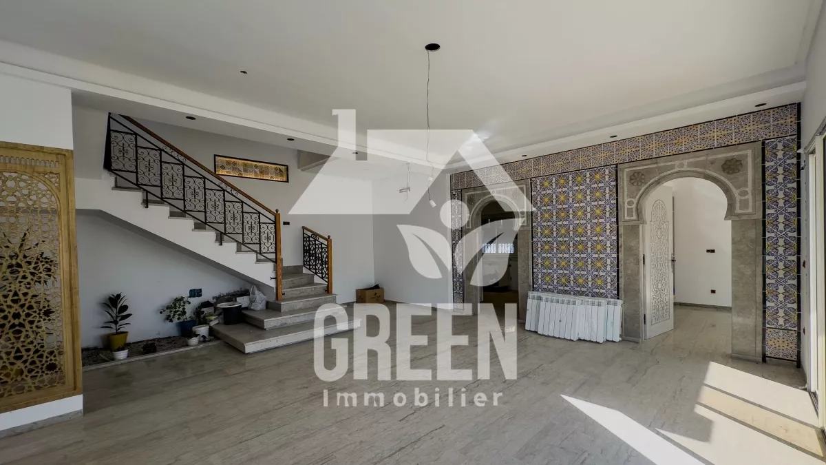 فيلا فاخرة "LYRA" - ملاذ الفخامة في حمامات