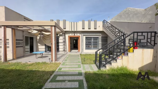 Villa di Lusso al Piano Terra a Nabeul