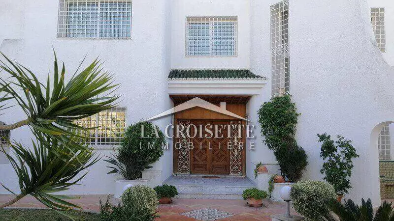 فيلا فاخرة للإيجار في السخرة، أريانة: MVL0117