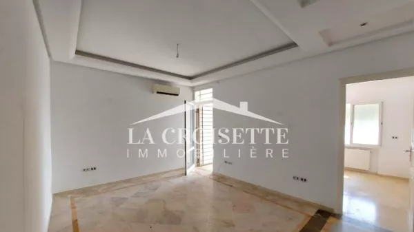 Ampio Appartamento S+2 a La Soukra - MAL1510