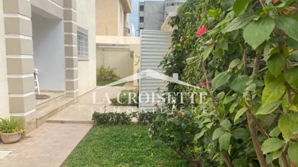 Triplex di Lusso con Giardino a Jardins de Carthage - ZTRL0041