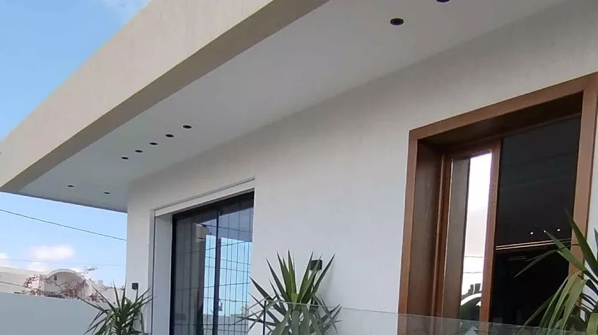 فيلا فاخرة في حومت السوق، جربة - فرصة استثنائية!