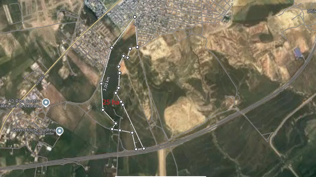 فرصة استثنائية: أرض 25 هكتار في المهدية – استثمار عقاري استراتيجي (مُقسَّمة أو كاملة)