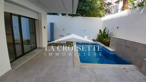 Duplex di Lusso con Stanza di Servizio, Giardino e Piscina a La Soukra - MDV0161