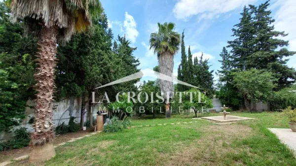 Villa al Piano Terra in Affitto a Gammarth Supérieur - MRCL0055